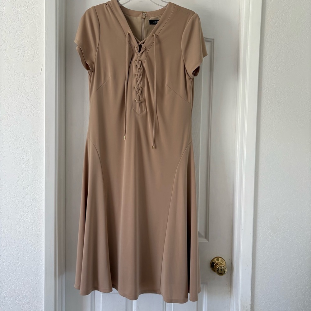 Lauren Ralph Lauren Lace Up Dress Midi Stretch Womens 12 Flowy Tan Flounce Work